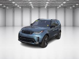 2022 Land Rover Discovery with Blue Exterior