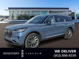 2026 Lincoln Aviator with Whisper Blue Metallic Clearcoat Exterior
