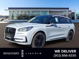 2026 Lincoln Corsair with Crystal White Metallic Clearcoat Exterior
