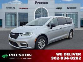 2026 Chrysler Pacifica