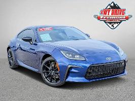 2025 Toyota GR86 with Trueno Blue Exterior