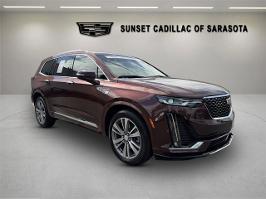 2022 Cadillac XT6 with Rosewood Metallic Exterior