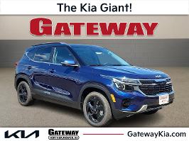 2026 Kia Seltos with Dark Ocean Blue Exterior