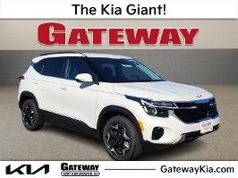 2026 Kia Seltos with Snow White Pearl Exterior