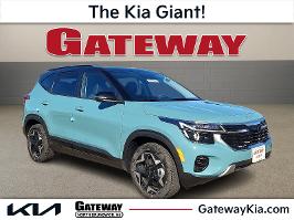 2026 Kia Seltos with Pluton Blue/Black Roof Exterior