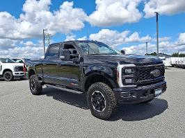 2025 Ford Super Duty F-350 SRW with Agate Black Metallic Exterior