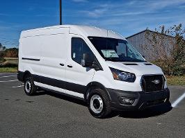 2026 Ford Transit Cargo Van with Yz Oxford White Exterior