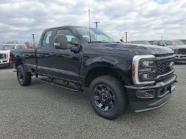 2025 Ford Super Duty F-350 SRW with Agate Black Exterior