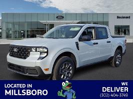 2025 Ford Maverick with Space White Exterior