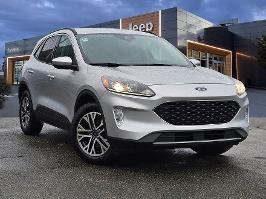 2020 Ford Escape with Silver Exterior