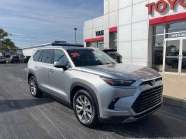 2024 Toyota Grand Highlander with Celestial Silver Exterior