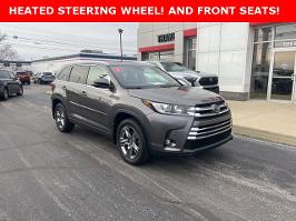 2019 Toyota Highlander with Predawn Gray Mica Exterior