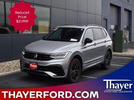 2022 Volkswagen Tiguan with Platinum Gray Metallic Exterior