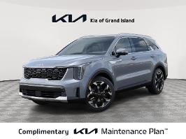 2025 Kia Sorento with Everlasting Silver Exterior