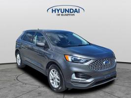 2023 Ford Edge with Gray Metallic Exterior