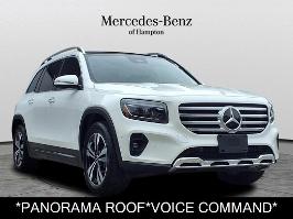 2025 Mercedes-Benz GLB with Polar White Exterior