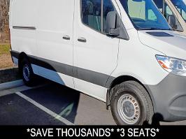 2021 Mercedes-Benz Sprinter Cargo Van with Arctic White Exterior