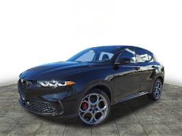 2024 Alfa Romeo Tonale with Alfa Black Exterior