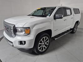 2018 GMC Canyon with summit white Exterior