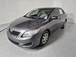 2009 Toyota Corolla with Magnetic Gray Metallic Exterior