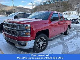 2014 Chevrolet Silverado 1500 with Victory Red Exterior