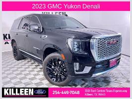 2023 GMC Yukon with onyx black Exterior