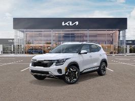 2026 Kia Seltos with Snow White Pearl Exterior
