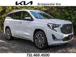 2020 GMC Terrain with summit white Exterior