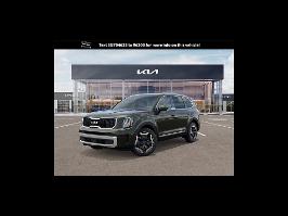 2025 Kia Telluride with Dark Moss Exterior