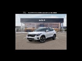 2026 Kia Seltos with Snow White Pearl Exterior