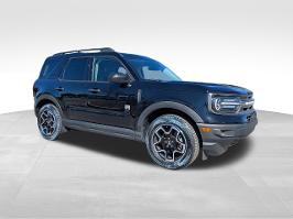 2022 Ford Bronco Sport with Shadow Black Exterior