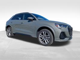 2025 Audi Q3 with Chronos Gray Metallic Exterior