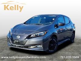 2023 Nissan LEAF with Gun Metallic Exterior