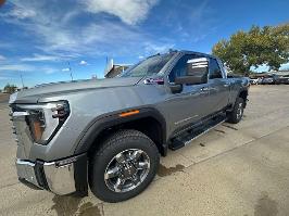 2025 GMC Sierra 2500HD with Sterling Metallic Exterior