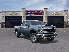 2026 Chevrolet Silverado 3500HD with Lakeshore Blue Metallic Exterior