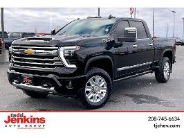 2025 Chevrolet Silverado 3500HD with Black Exterior