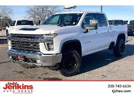 2022 Chevrolet Silverado 3500HD with Summit White Exterior