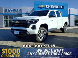 2025 Chevrolet Colorado with Summit White Exterior