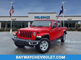 2021 Jeep Gladiator with Firecracker Red Clearcoat Exterior