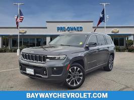 2021 Jeep Grand Cherokee L with Baltic Gray Metallic Clearcoat Exterior