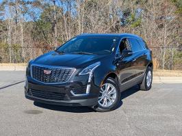 2024 Cadillac XT5 with Stellar Black Metallic Exterior