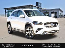 2025 Mercedes-Benz GLA with Polar White Exterior