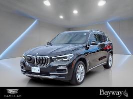 2020 BMW X5 with black Exterior