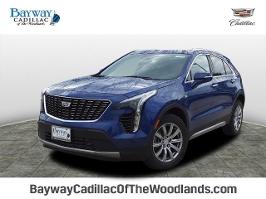 2023 Cadillac XT4 with Wave Metallic Exterior