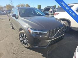 2025 Volvo XC60 with Platinum Gray Metallic Exterior