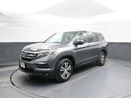 2018 Honda Pilot with Modern Steel Metallic Exterior