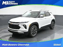 2026 Chevrolet Trailblazer with Summit White Exterior