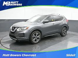 2019 Nissan Rogue with Gun Metallic Exterior