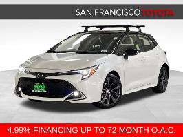 2025 Toyota Corolla Hatchback with Wind Chill Pearl/Midnight Black Metallic Exterior