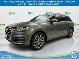 2017 Audi Q7 with Graphite Gray Metallic Exterior